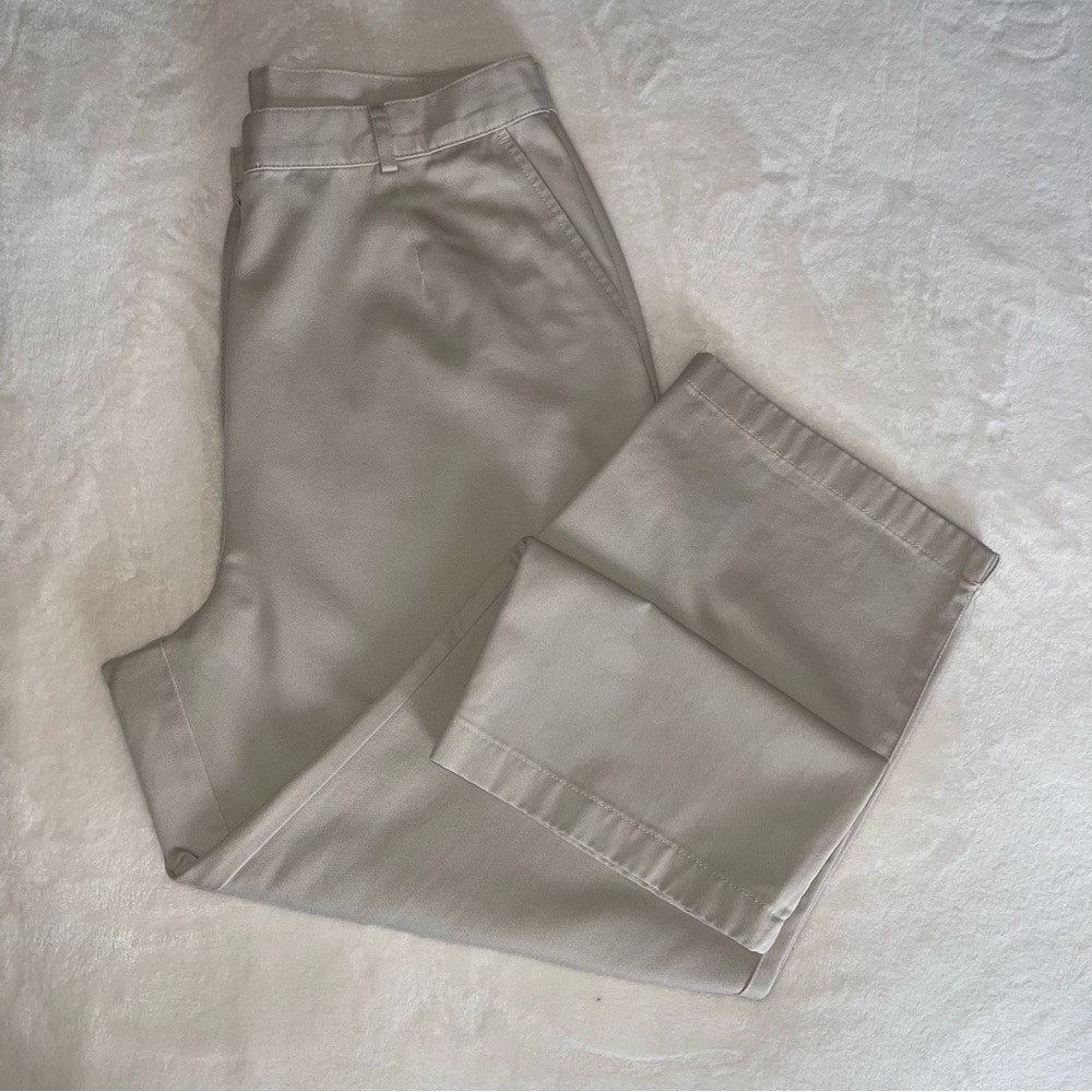 L.L.Bean women Capri khaki Size 12 Cropped Pants